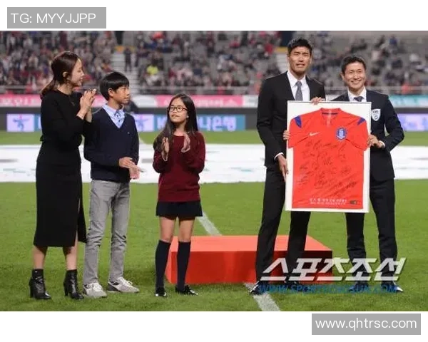 历代韩国与日本足球明星的辉煌成就与传奇故事回顾